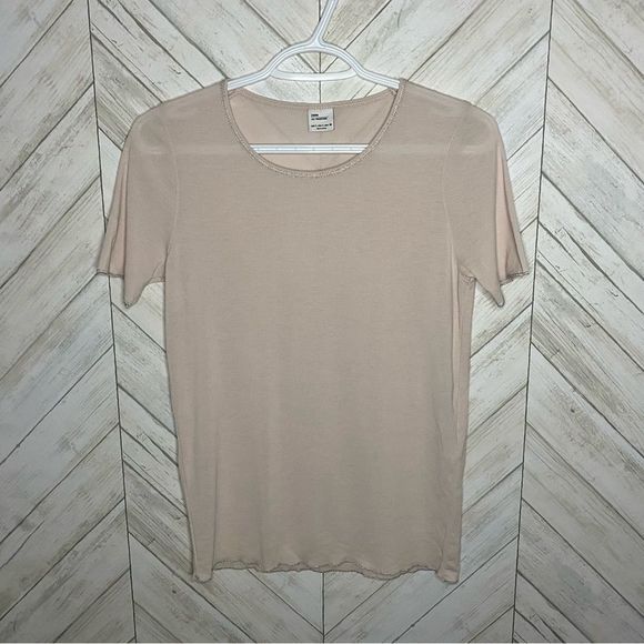 Zara Tops - Zara light pink silver thread trimmed scoop neck tee